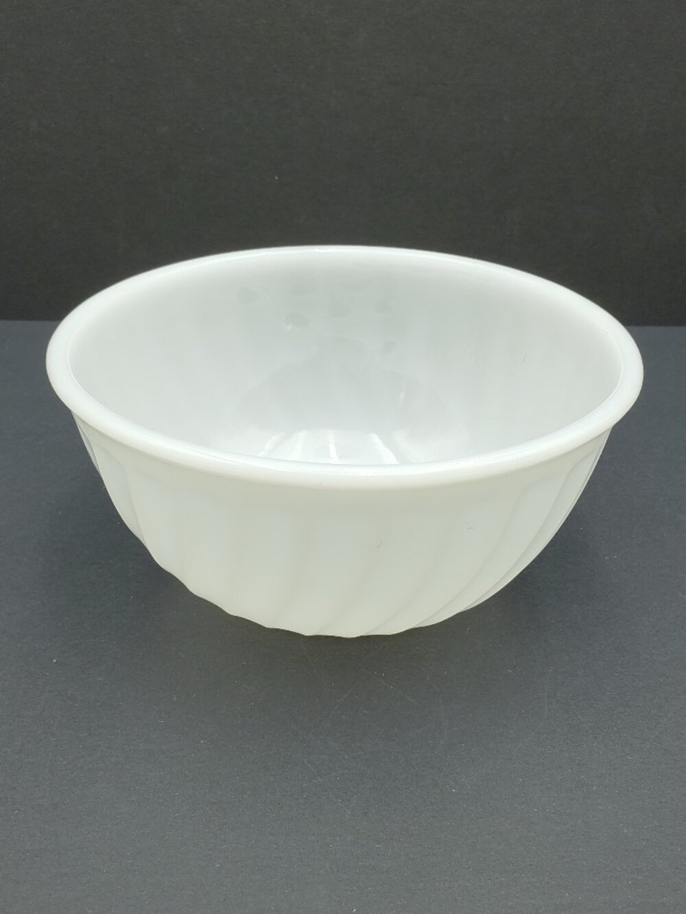 Anchor Hocking Fire King White Swirl 7" Bowl Small White Mixing Bowl